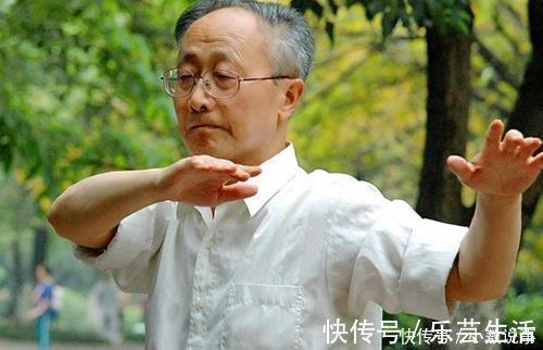 萃枫苷|60岁后想长寿,坚持4个习惯,坚持的越多,寿命就越久