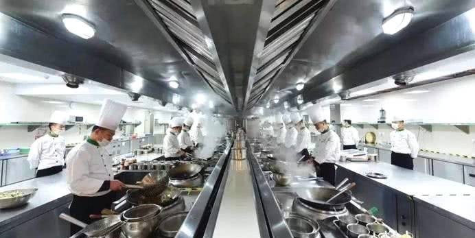 近年|八大菜系之首的鲁菜,近年为什么不行了?原因就在一字之差