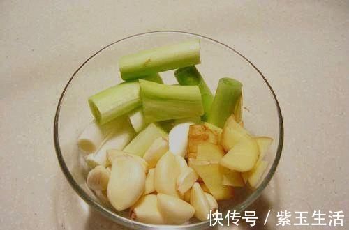 蒜泥|大蒜就是“长生药”，冷门知识告诉你原因，看完就得剥蒜去