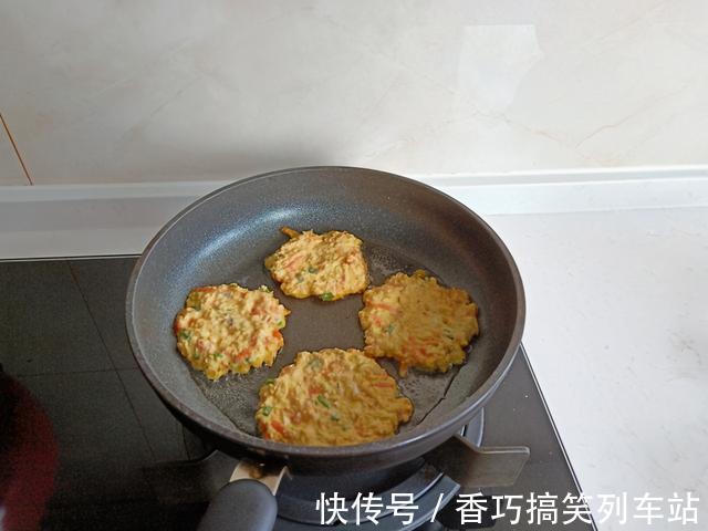 煎饼|三伏天没胃口?不可能,跟我做个小煎饼,连做3锅吃不够