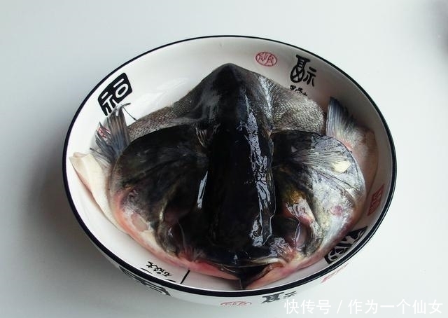 简单|家宴上,公认最好吃的蒸菜,一学就会,鲜嫩入味,经典却如此简单