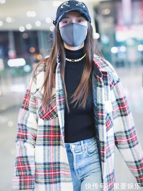 造型 亮眼的格子外套,时尚的设计,展现完美独特的造型!