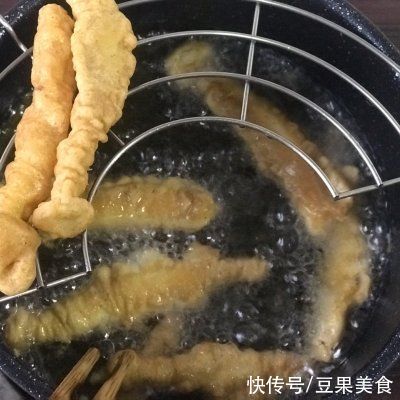  0难度的炸海鲜菇，好吃到停不下来
