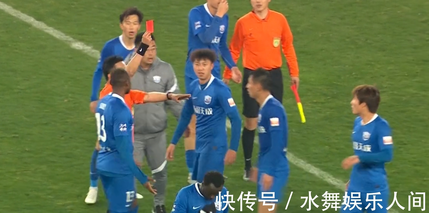 |中超又成笑话:保级队爆发严重内讧,外援掌掴本土球员,双双染红