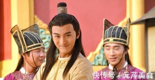 暮登天子堂|皇帝问状元哪里人，状元不假思索说出四个字，结果直接凉了！