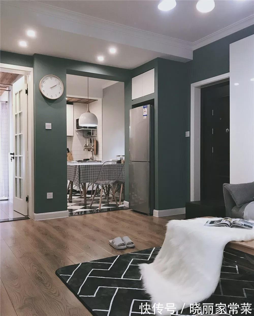 柜子|66平的轻奢风小户型二居室,简洁的基础上,客厅多了好些储物空间