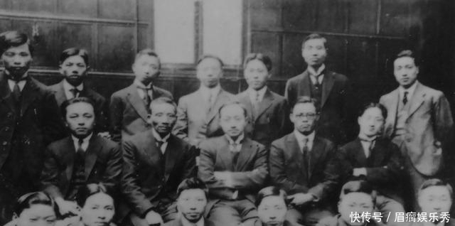 文化|他造出一个文字,女生都在用,为何起初却遭到质疑?