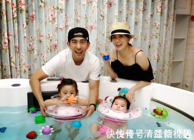 哥哥|妹妹被妈妈教训后,一脸委屈地窝在哥哥怀里,兄妹俩看着太有爱了