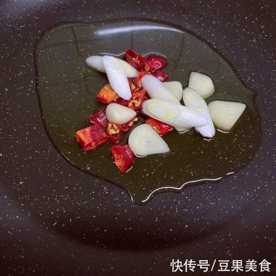 水淀粉|酱爆西葫芦就要这样做，10分钟学会，赶快收藏吧