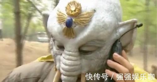 珍贵老照片@西游记珍贵老照片孙悟空玩扇子,如来穿军装,第5张反差最大!