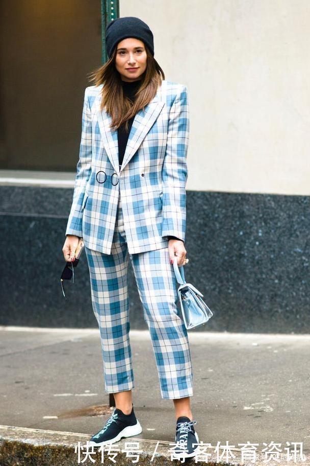 冬天街头的“英伦时尚”，我劝你这样穿，英伦女性的优雅你也能有