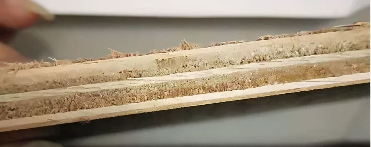 颗粒板|衣柜用什么板材好对比5种板材,选它10年不变形,更好用