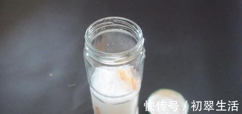 橘子皮|橘子皮放进白醋里泡一泡, 能为家里省下不少钱, 看完您会感谢我的