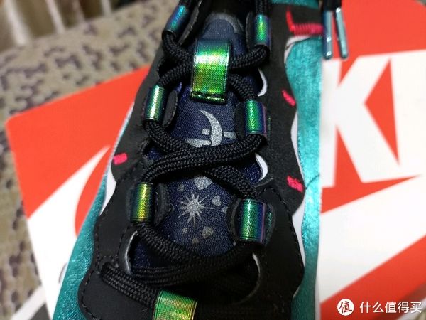  鞋面|肥仔王的鞋柜 篇十五：设计与性价比，可以得兼？Nike React Element 55 七夕特别款