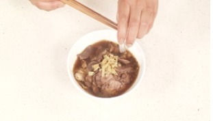 爱吃牛肉一定要收藏,学会这种特色做法,3斤牛肉不够吃