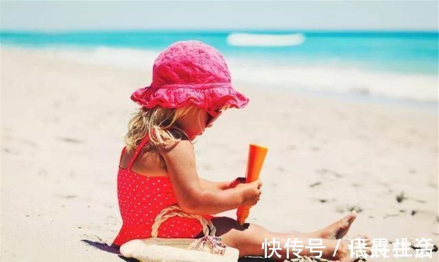 颈椎|宝宝抬头太早不是好事,父母别当发育快沾沾自喜,可能是异常信号