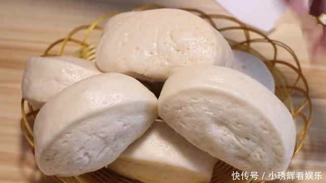 蒸馒头,只加酵母就大错特错了,教你蒸出又香又白蓬松柔软的馒头