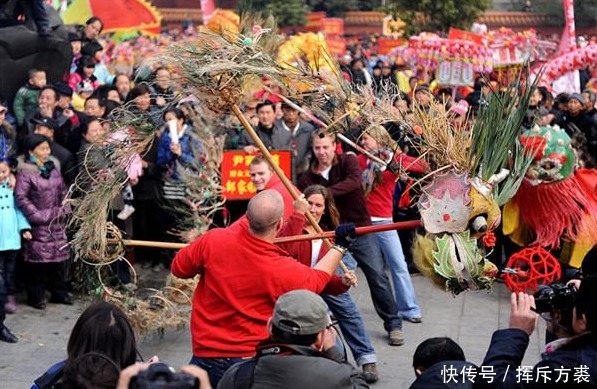 中年|春节7天假期，国内游高达2.56亿人，旅游收入令各国羡慕眼红