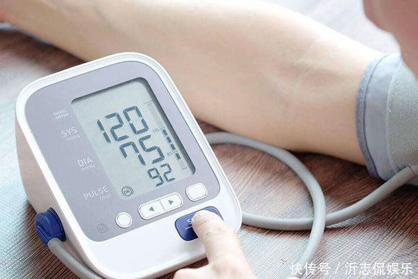 久治|高血压久治不愈量血压10人9错，想要量得准，这些细节不能忽视