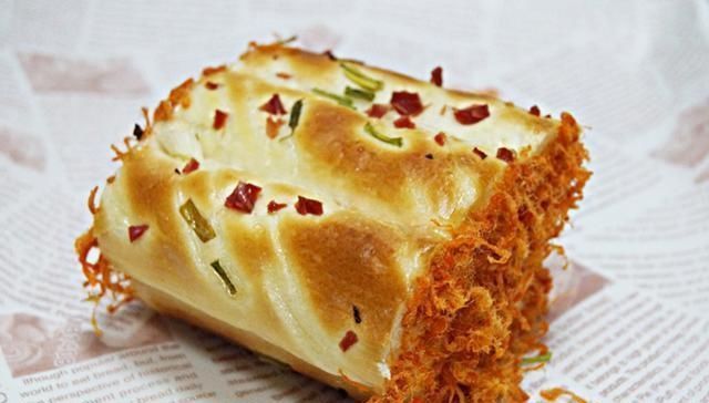 做法|想吃肉松卷别再出去买,教你在家做,香甜松软,做法超简单