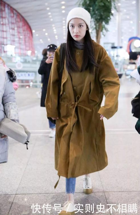 正确|这个秋冬堪称“爆款”的帽子,get正确佩戴技巧,保暖还显脸小