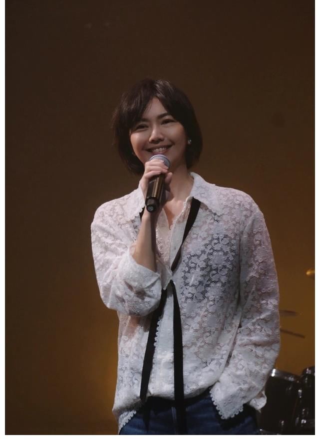 歌迷|天后孫燕姿自嘲《冷門歌手》，實(shí)力詮釋這個(gè)歌手不太冷！