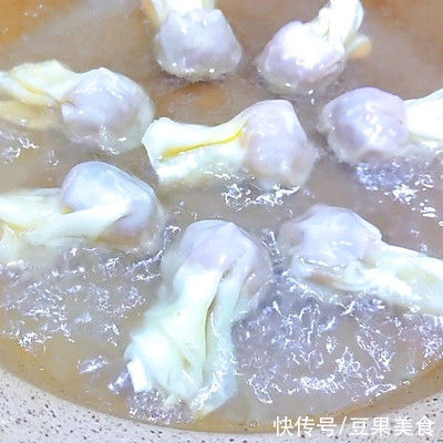 把全家人征服的蛋抱馄饨,好吃到过分