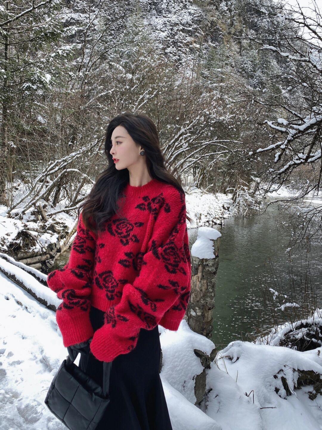 莫兰迪|这才是熟女该有的“毛衣”搭配,建议借鉴4个实用款,真美