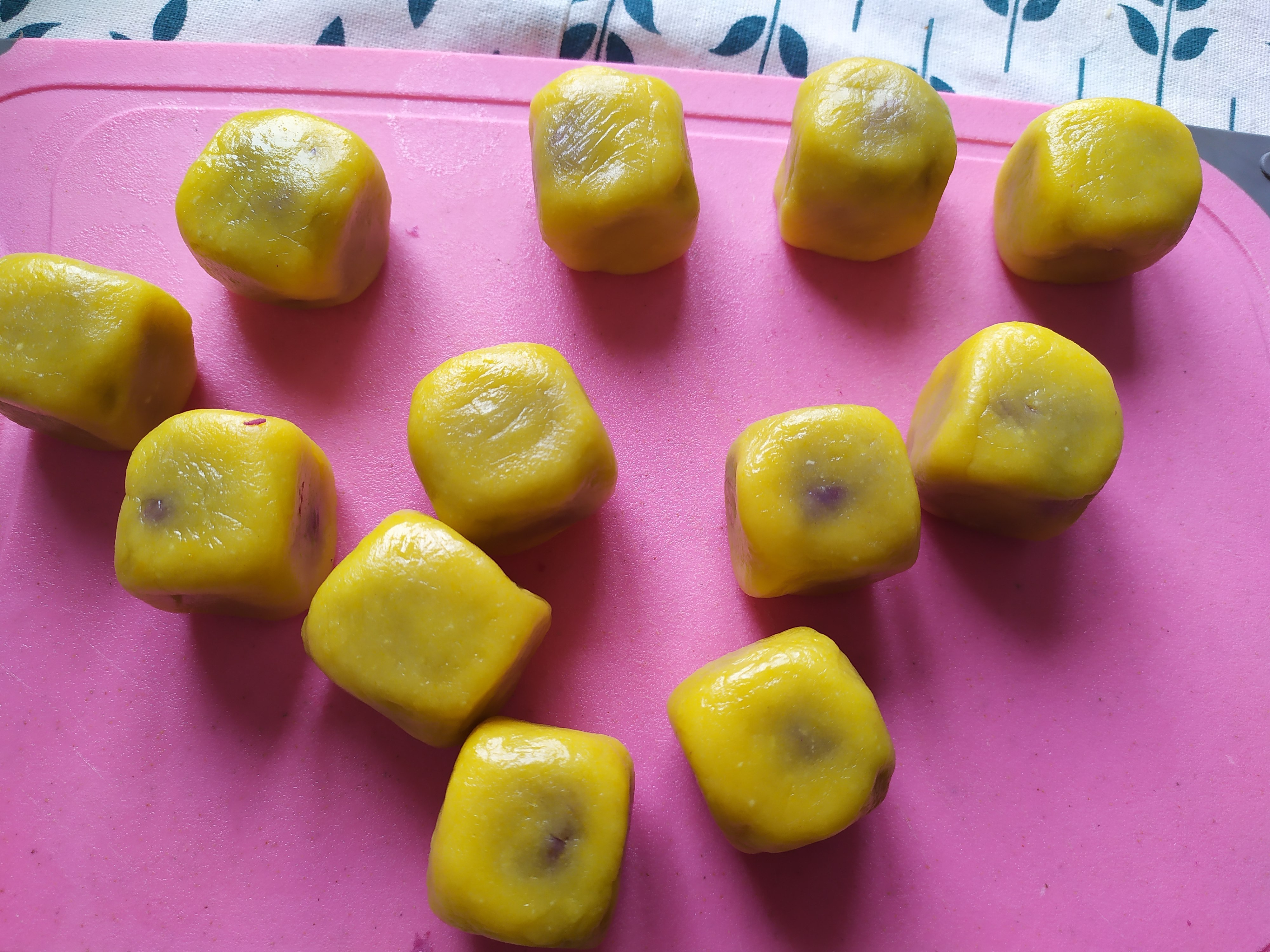 孩子早餐新花样,比油条健康,比包子简单,儿子一口一个吃不够