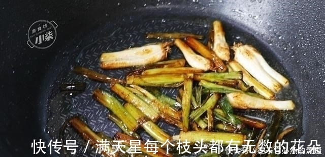 小葱|面条这样做太好吃了，做法简单省事，一周吃7次都不腻，太香了