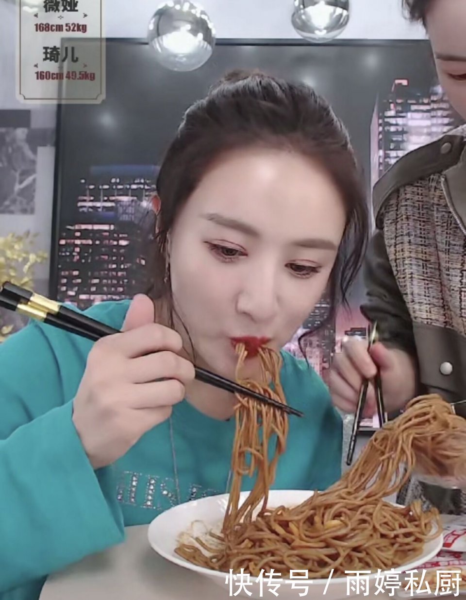 晒晒我的春节零食清单,酸甜香辣都有,好吃又不贵,老少都爱吃