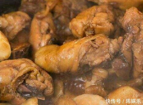 俗话说:“无鸡不成宴,无鱼不成席”,大年初一必备家宴菜,吃嗨