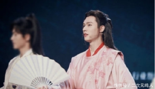 喊话 龚俊被曝退出节目的录制,原因或和姚安娜有关,难怪网友如此喊话