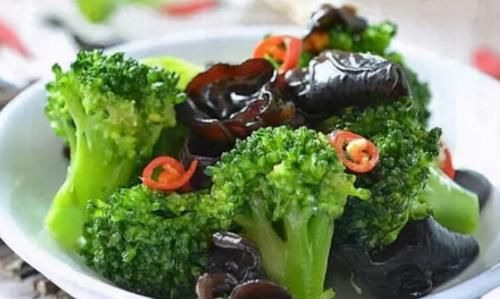 美容养颜|女人过了30岁，立秋之前多吃3种食物，美容养颜，补血益气身材棒