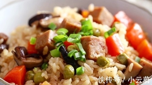 电饭煲|电饭煲什锦焖饭，做一锅吃三顿！