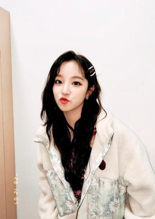 今年最心动的5款发型，超显脸小还不挑人，给你的气质加分