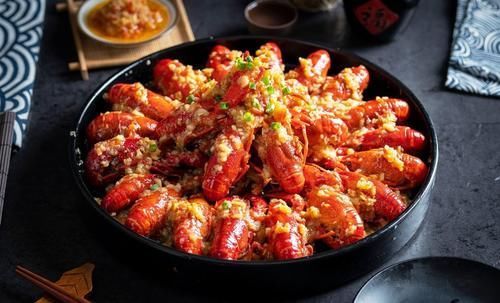 准妈妈们|怀孕期间,为了胎儿好,孕妇要明白自己什么能吃,什么不能吃