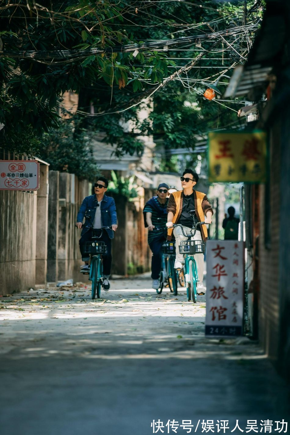 翻紅之后不想退出娛樂(lè)圈了？張智霖接受采訪時(shí)表示：換了一個(gè)賽道