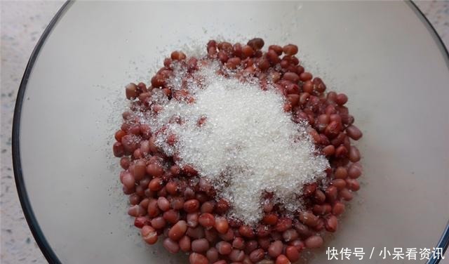 女人不想变黄脸婆，把它当零食吃，补血养颜睡眠好，找回年轻态