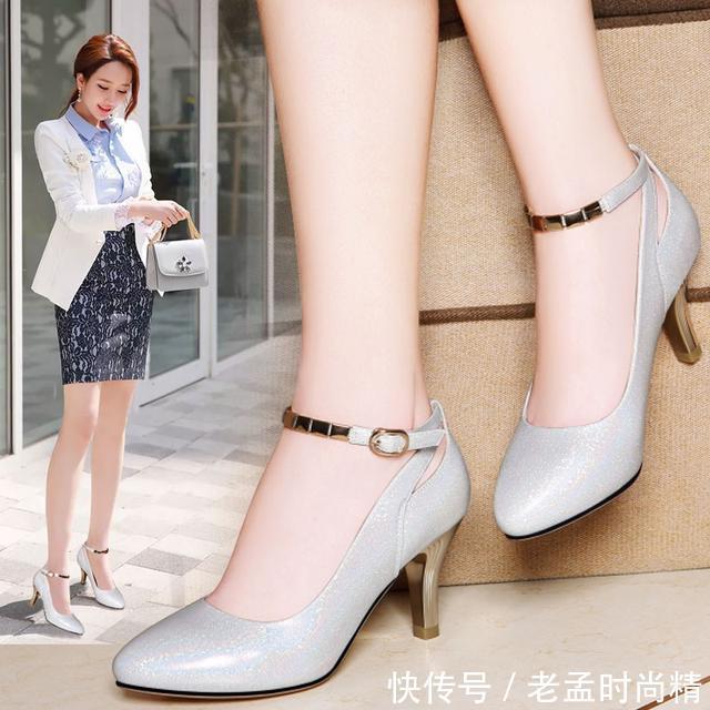 百搭|尖头高跟鞋百搭又性感,尽显女人独特的魅力,韵味十足