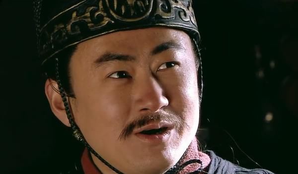 排名第十九的梁山好汉与秦明不分高下,面对关胜仅支撑十个回合