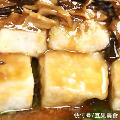 凉粉加豆腐是什么味?“铁板花生豆腐”,碰撞出冬日里的温暖