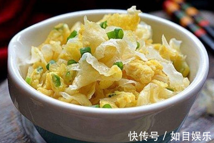 鸡蛋|它被称作“穷人的阿胶”,每天一碗,补血嫩肤,女性肌肤更细腻