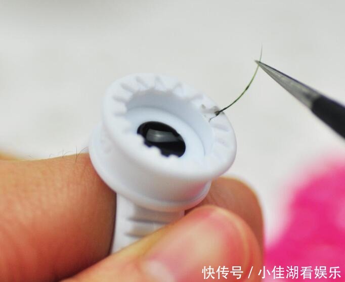 睫毛|女生不要花钱种睫毛,其中缘由你不知道,不然美容师为何自己不做