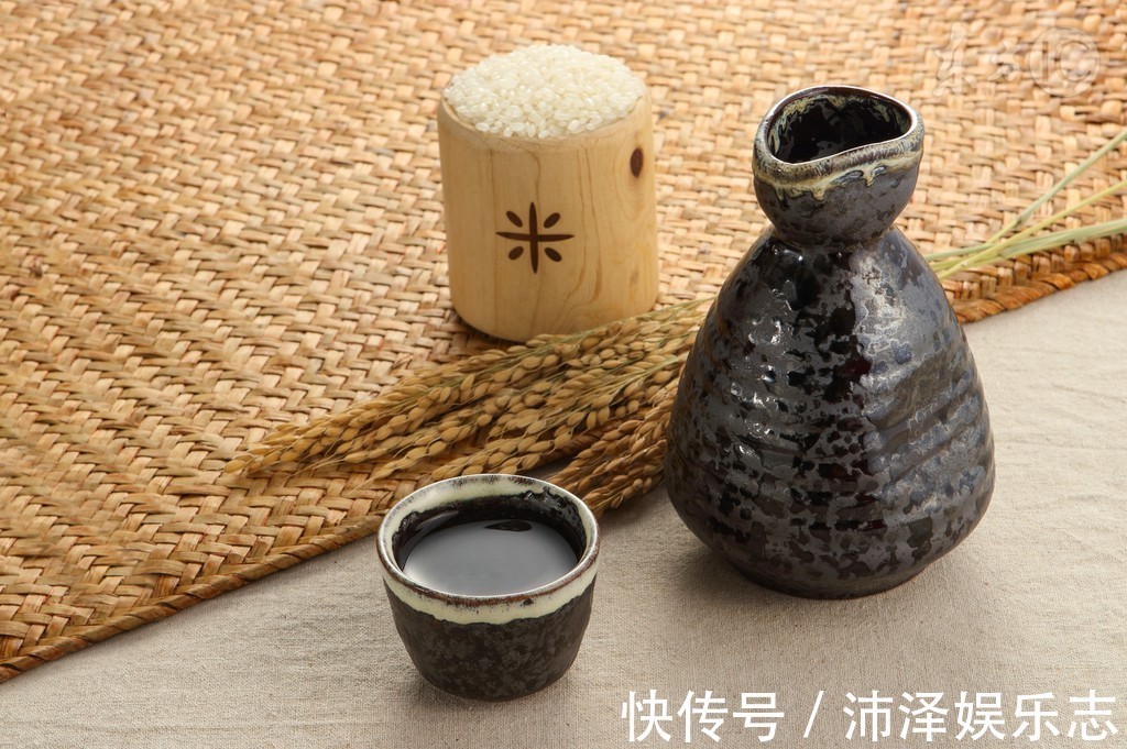 蜂蜜|别再醋泡蒜了!专家支招蒜中加一宝,80岁的人,30岁的肾