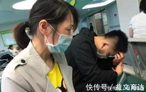 父母|8岁女儿一到周末就脑袋疼，父母急忙带孩子去医院，医生离婚吧