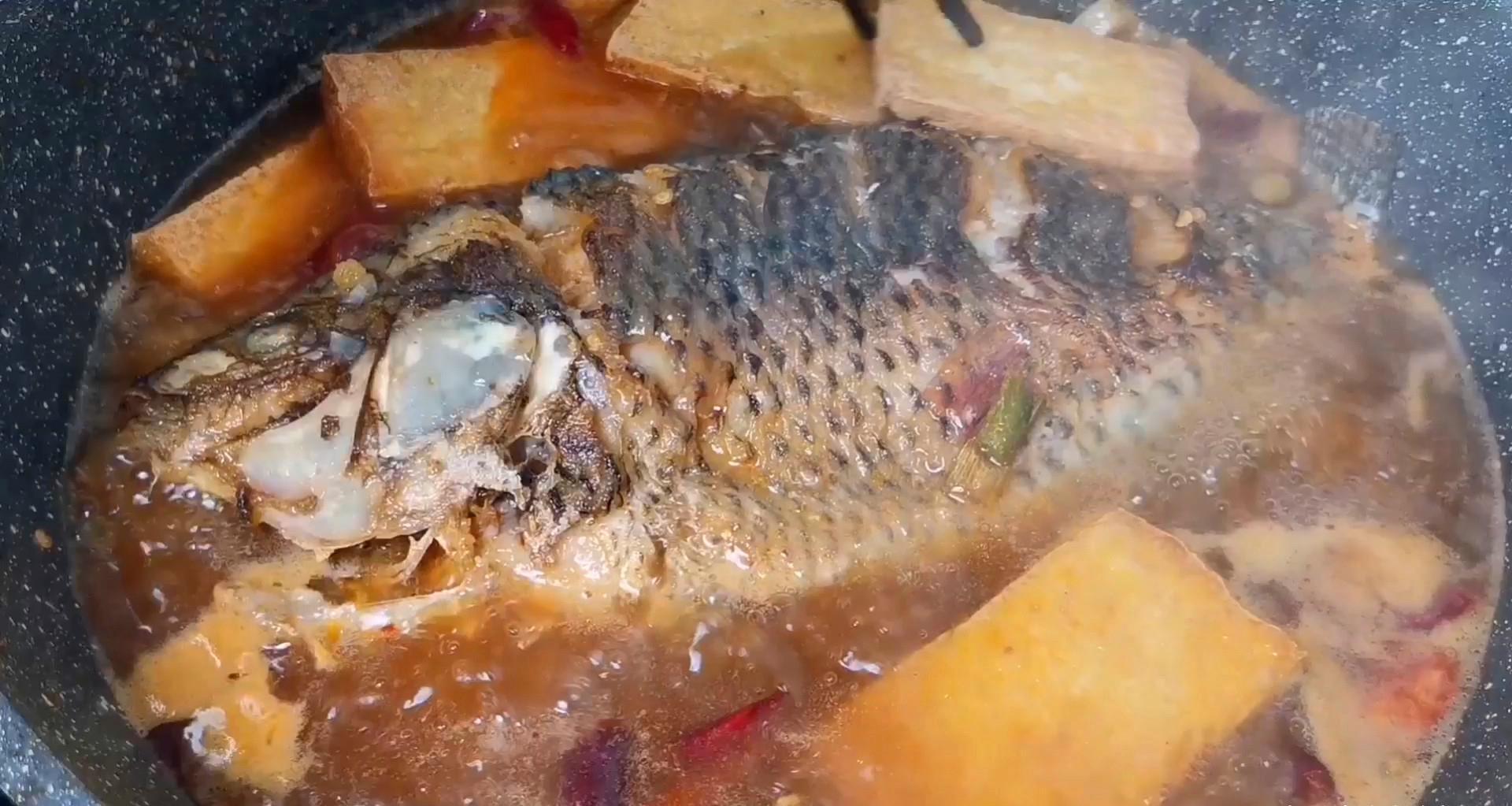  腥味|不管煎什么鱼，只要牢记4点！鱼皮不破不粘锅，还没一点腥味