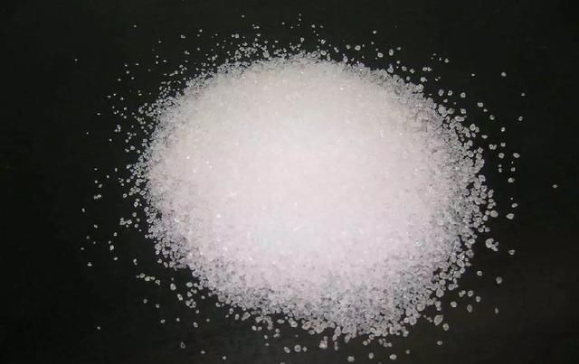 这四种酸水浇花,1个月浇一次,叶子浓绿、开花稠密