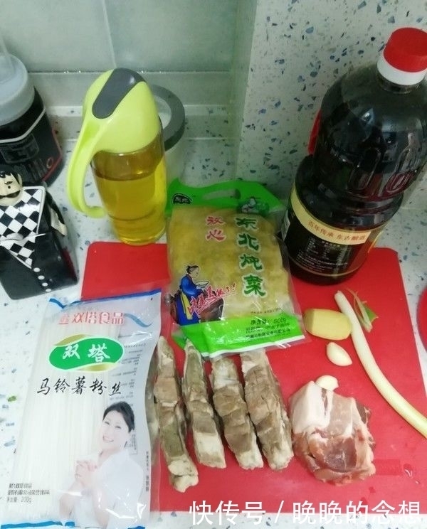 酸菜|大爷卖这“懒人菜”,5元一斤,每天200斤不够卖,明星也爱吃