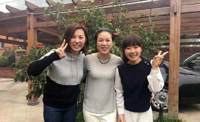 乒乓球|邓亚萍、张怡宁和王楠退役,为何都不当教练?樊振东不用翻过马龙